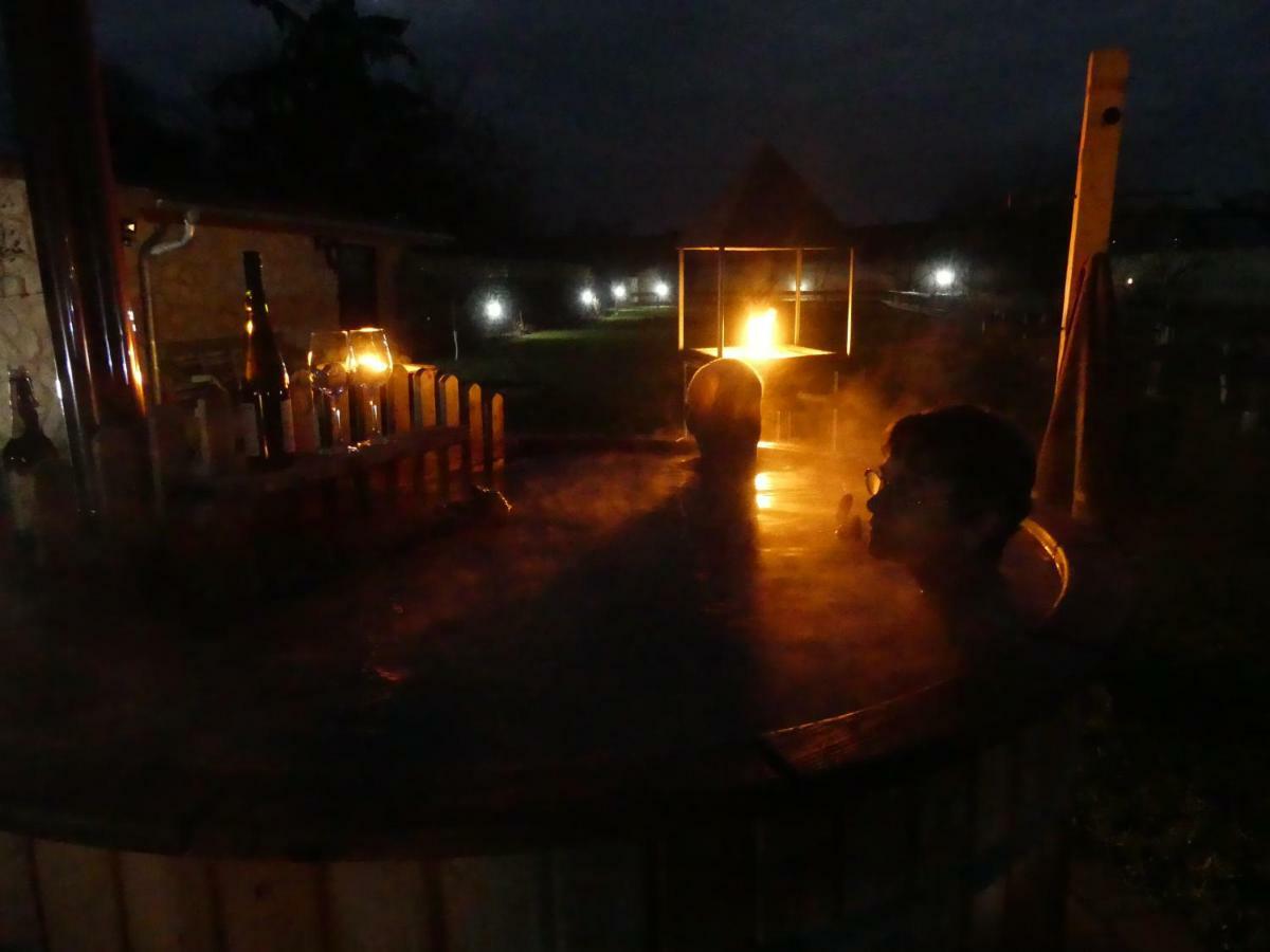 Domaine De La Mance - Maisonnette Avec Cheminee Vitrey-sur-Mance ภายนอก รูปภาพ